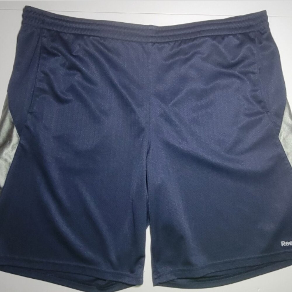 Reebok Play Dry Mens Navy Blue And Gray Athletic Shorts Size Large